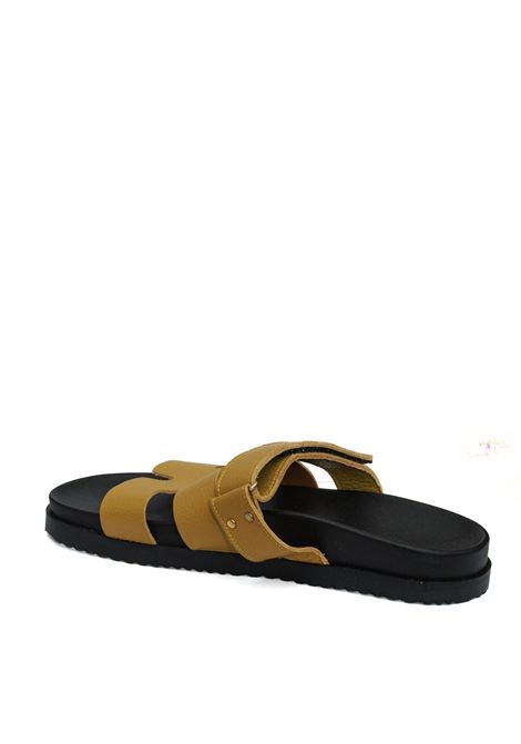 Ocher leather sandal VINCENT VEGA | MILOBUCCIA-OCRA